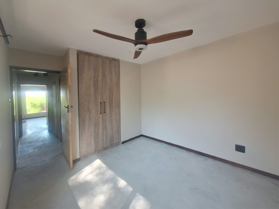2 Bedroom Property for Sale in Kosmos North West
